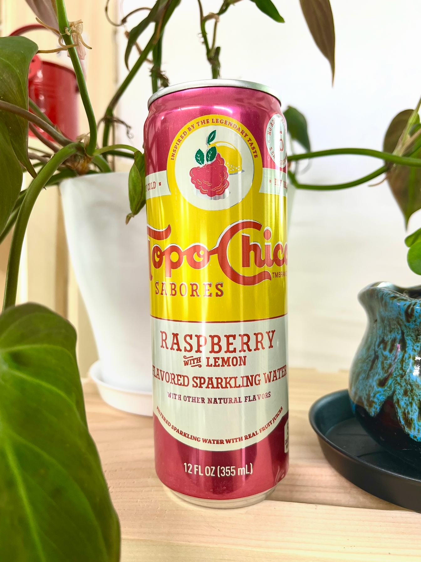 Topo Chico Raspberry Lemon